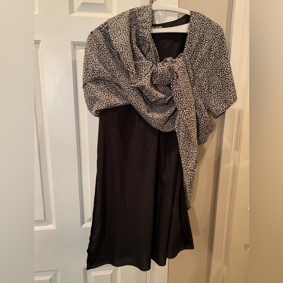 BTFBM Black And White Dress Size M - Picture 5 of 7